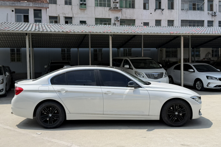 BMW 3 Series 2016 #7 BMW 3 Series 2016 car image #7