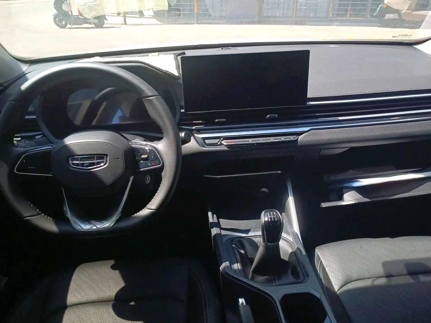 GEELY Emgrand 2024 #3 GEELY Emgrand 2024 صورة سيارة #3