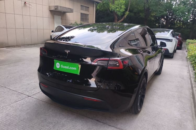 Tesla Model Y 2021 #7 Tesla Model Y 2021 car image #7