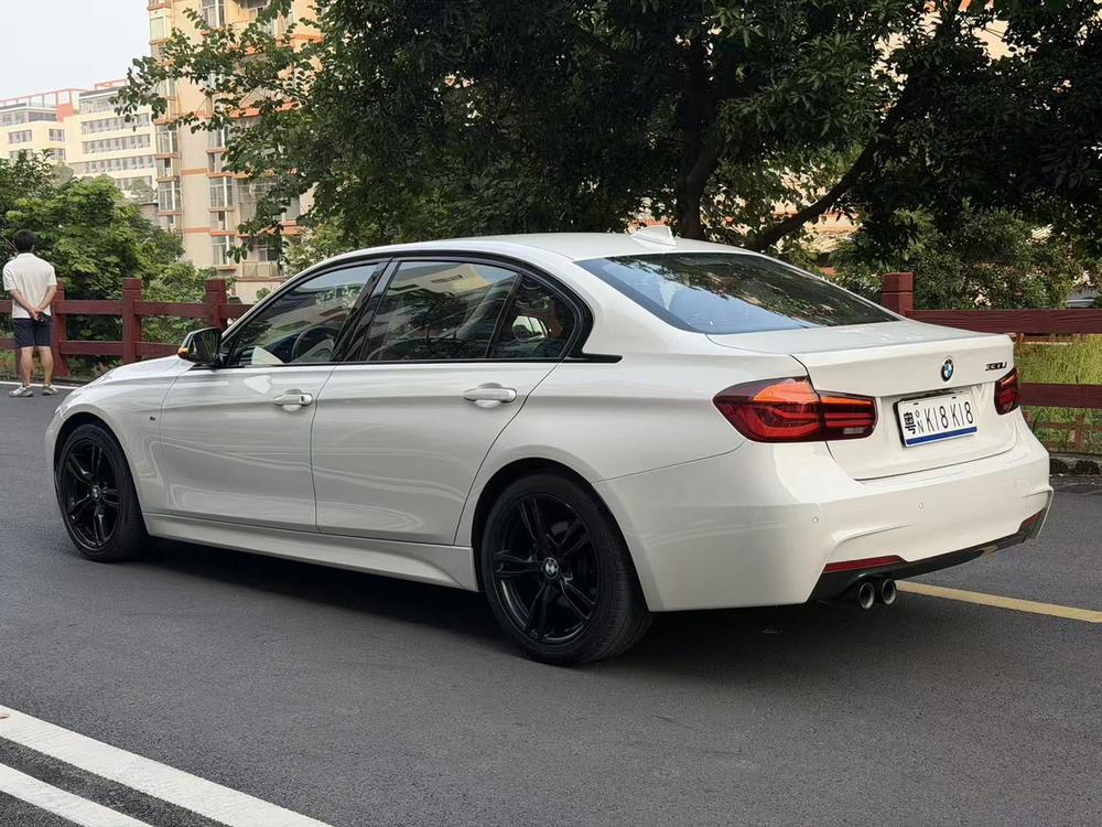 BMW 3 Series 2019 #4 BMW 3 Series 2019 car image #4