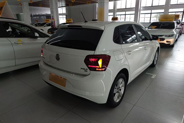 Volkswagen Polo 2020 car image #5