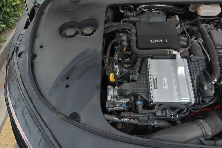 BYD Han 2024 car image #23