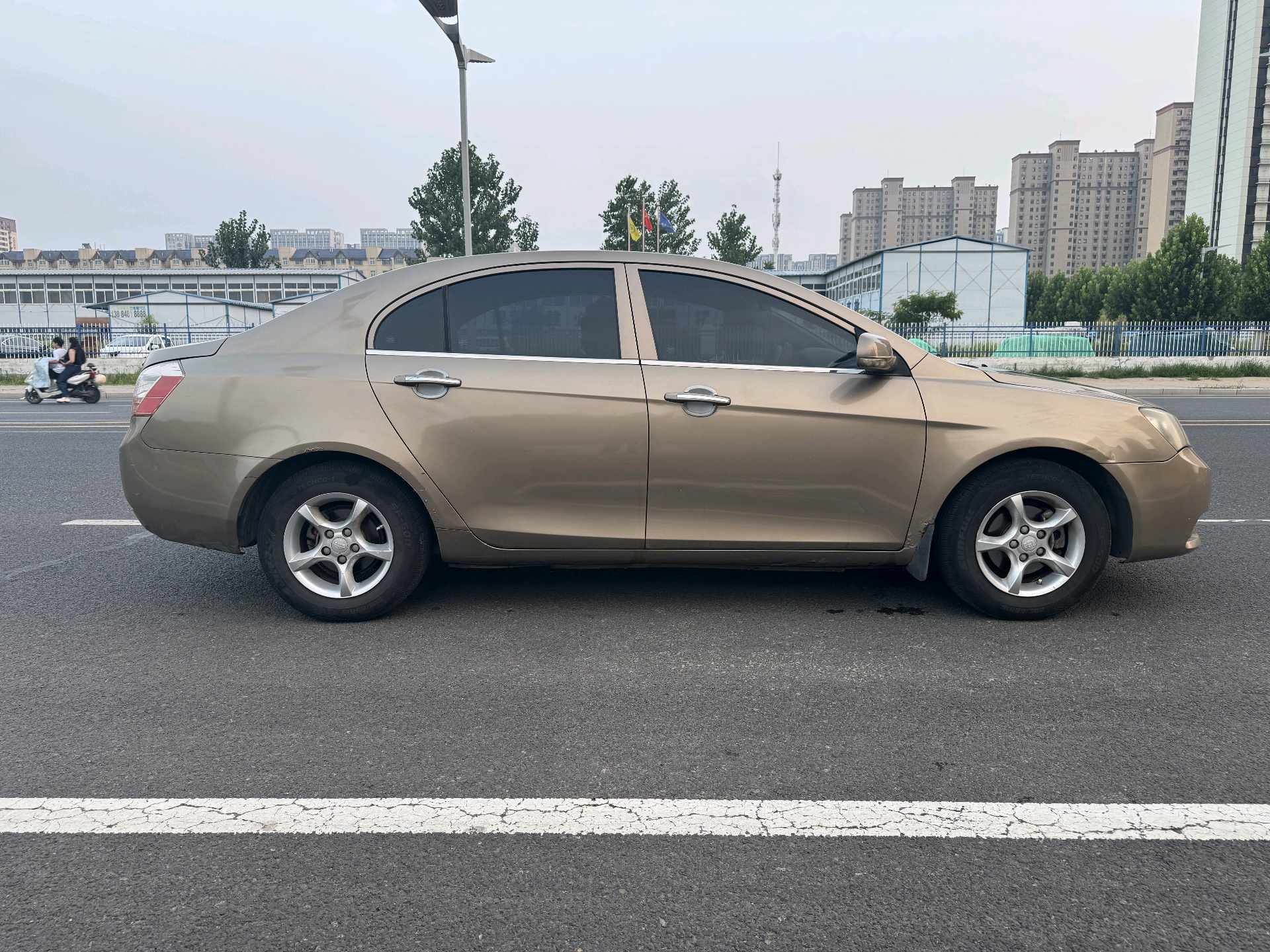 GEELY Emgrand 2014 #8 GEELY Emgrand 2014 car image #8