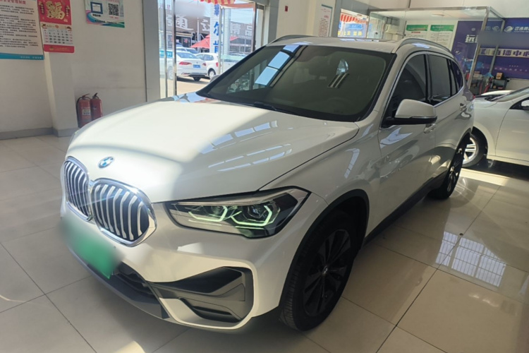 BMW X1 2020 car image #2