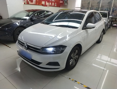 Volkswagen Polo 2021 car image 