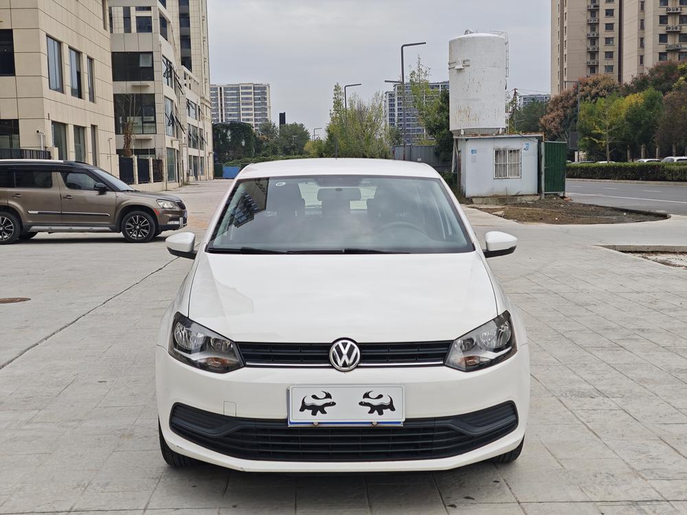 Volkswagen Polo 2015 immagine di auto #2
