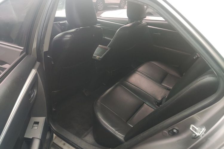 Toyota Corolla 2018 #13 Toyota Corolla 2018 car image #13