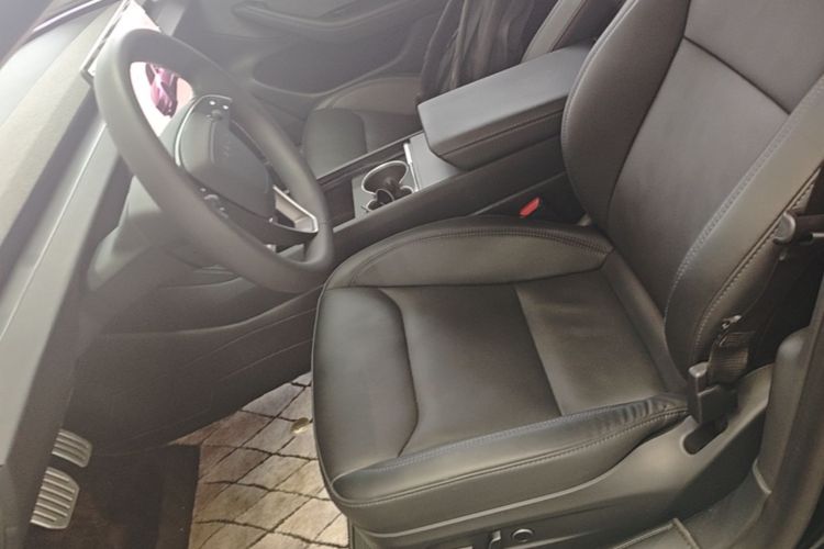 Tesla Model 3 2024 #15 Tesla Model 3 2024 car image #15
