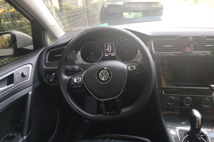 Volkswagen Golf 2020 #13 Volkswagen Golf 2020 car image #13