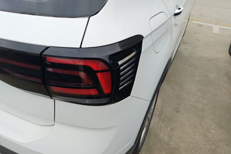 Volkswagen T-Cross 2022 #8 Volkswagen T-Cross 2022 car image #8