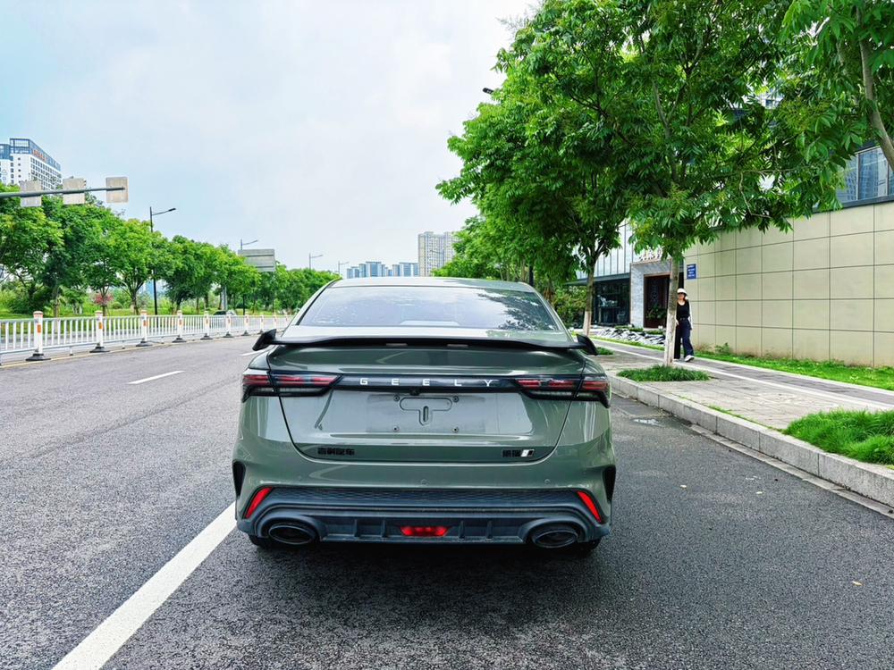 GEELY Binray 2022 car image #5