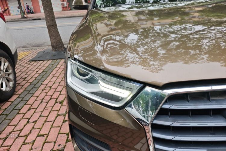 Audi Q3 2017 car image #8