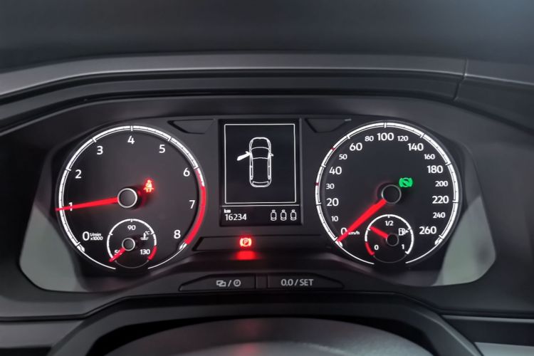 Volkswagen Polo 2020 car image #12