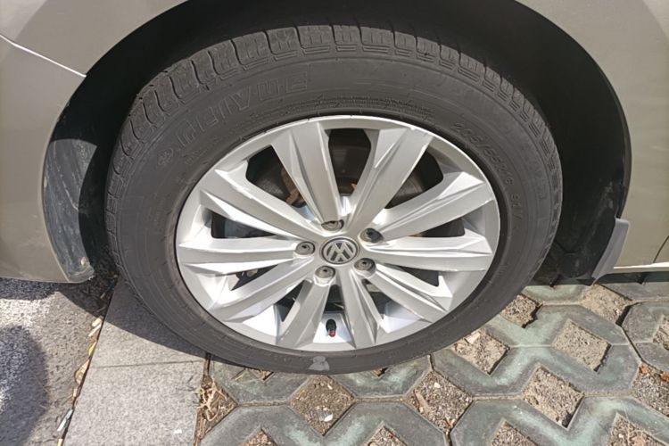 Volkswagen Bora 2016 immagine di auto #9