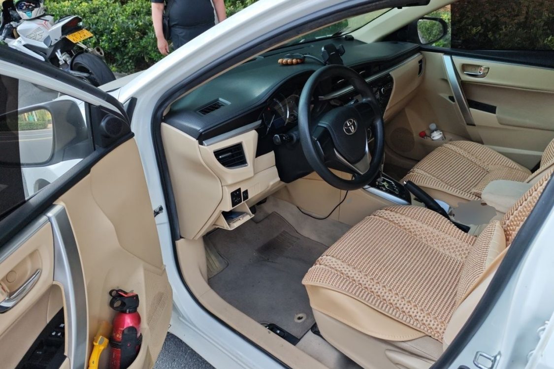 Toyota Corolla 2014 car image #23