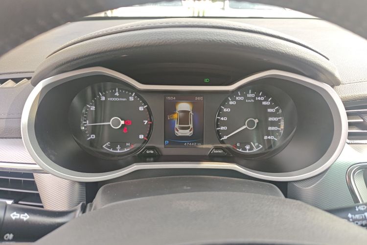 GEELY Emgrand GS 2019 صورة سيارة #12