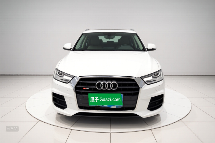 Audi Q3 2017 car image #3