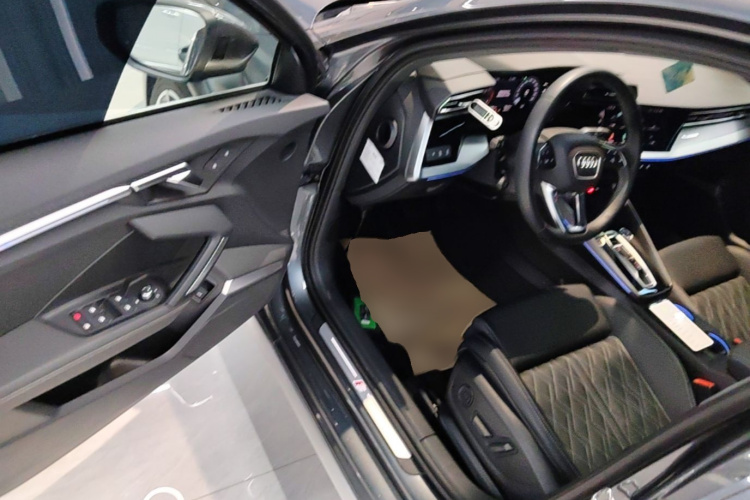 Audi A3 2025 car image #16