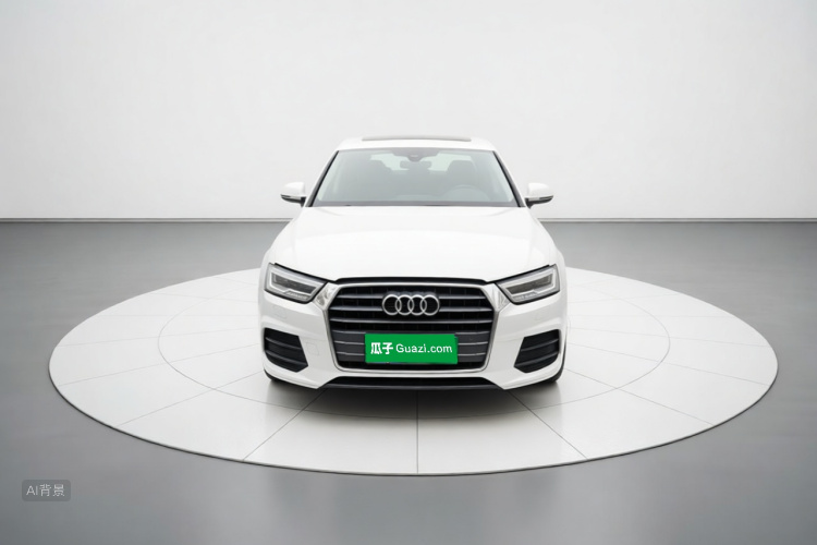 Audi Q3 2018 car image #3