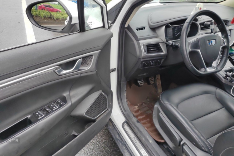 GEELY Emgrand GS 2017 car image #18