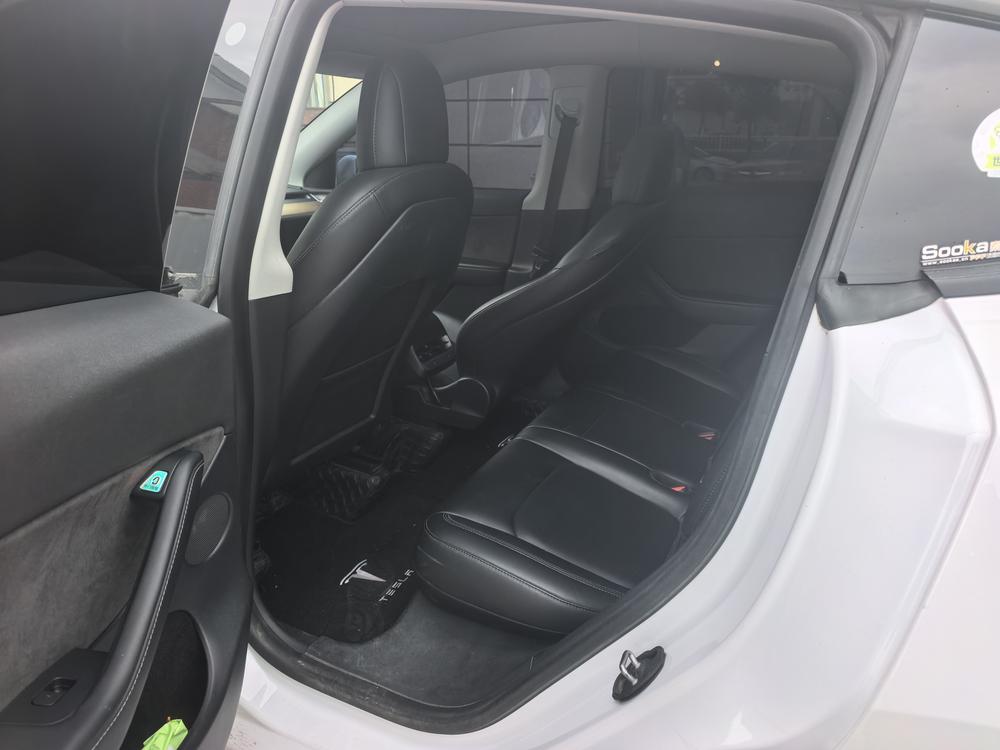 Tesla Model Y 2022 #9 Tesla Model Y 2022 car image #9