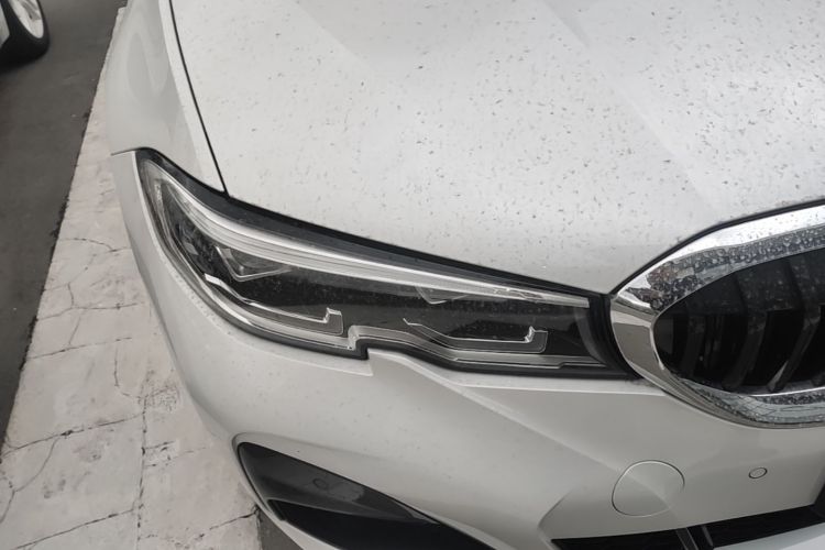 BMW 3 Series 2021 car image #8