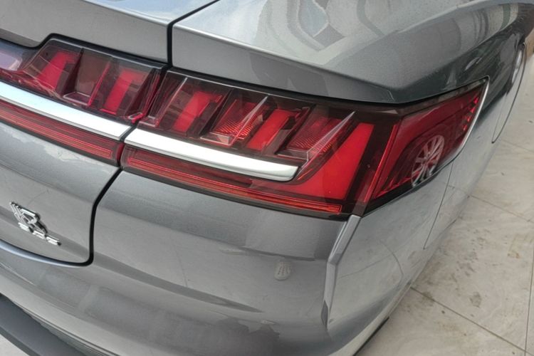 BYD Han 2022 #8 BYD Han 2022 car image #8