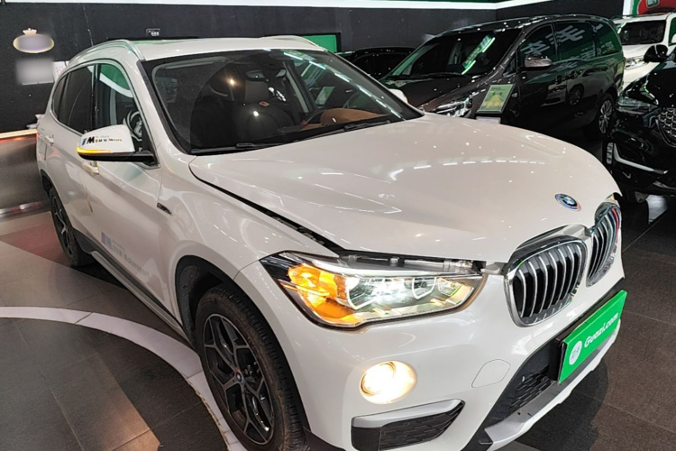 BMW X1 2018 #6 BMW X1 2018 car image #6