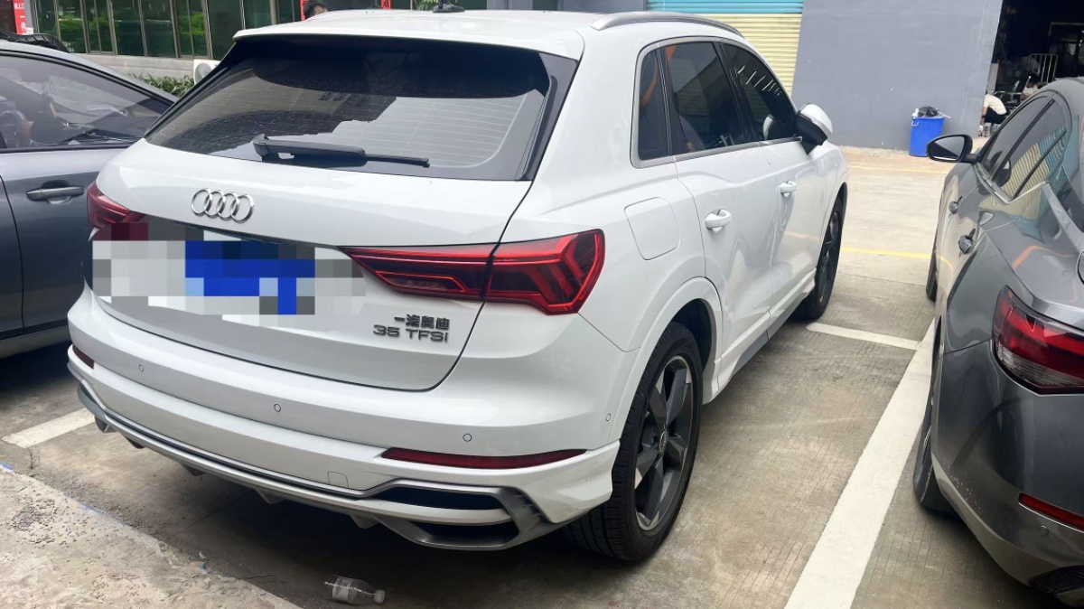 Audi Q3 2023 immagine di auto #5