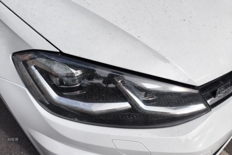Volkswagen Golf 2018 car image #8