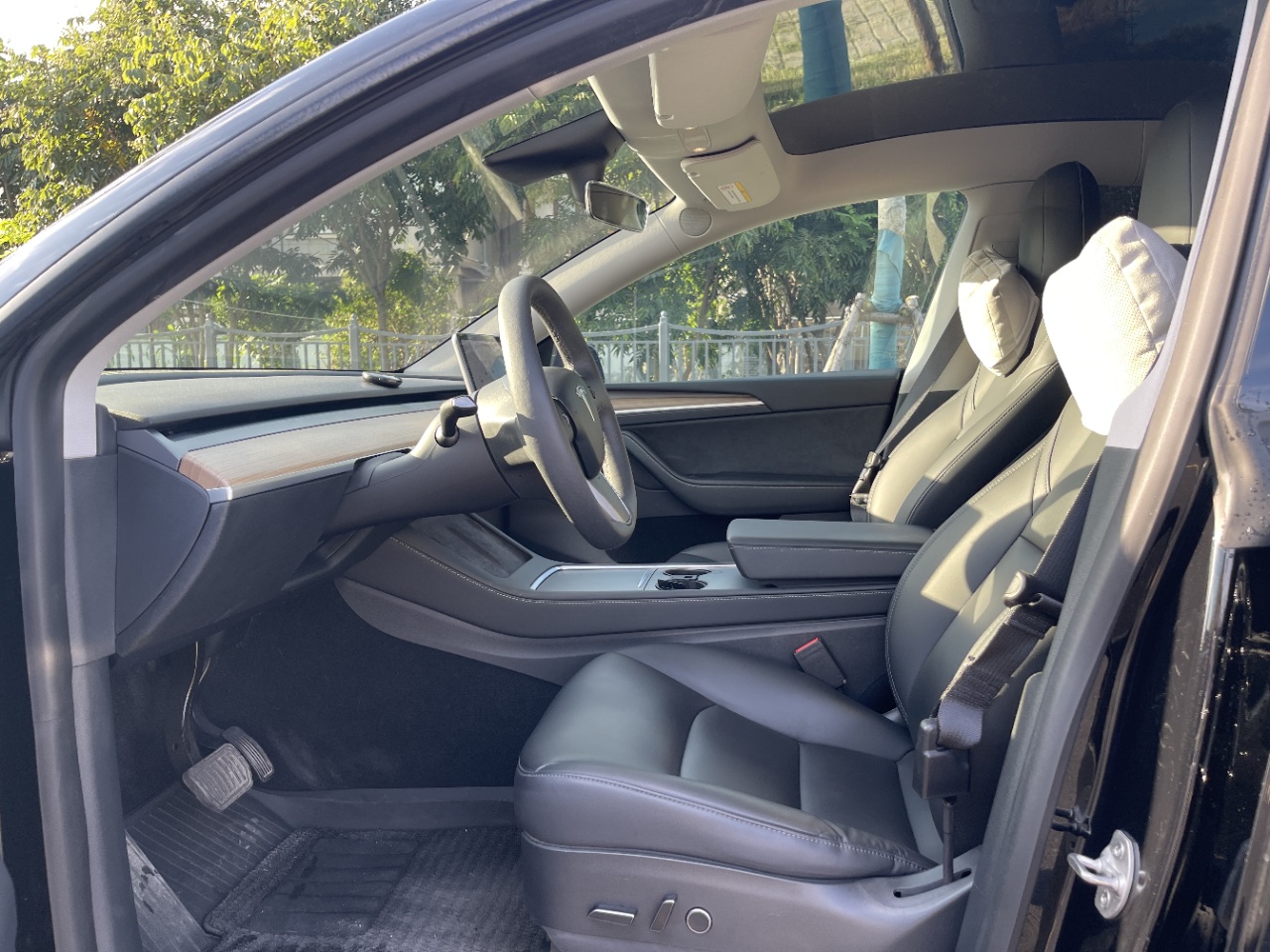 Tesla Model Y 2021 صورة سيارة #5
