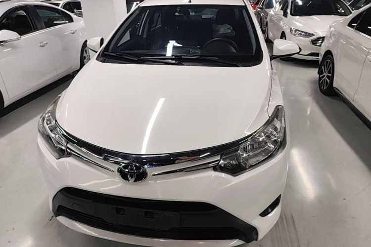 Toyota Vios 2015 car image #3