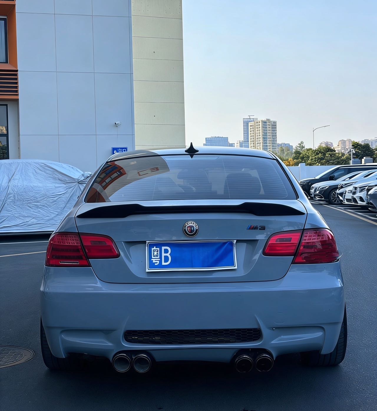 BMW 3 Series (Imported) 2011 car image #8