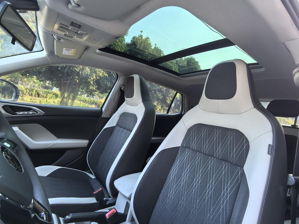 Volkswagen T-Cross 2023 #16 Volkswagen T-Cross 2023 car image #16