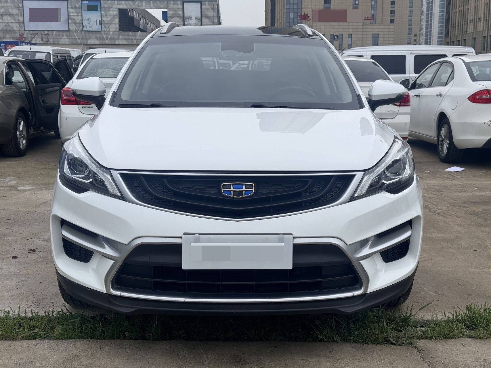 GEELY Emgrand GS 2018 car image #2