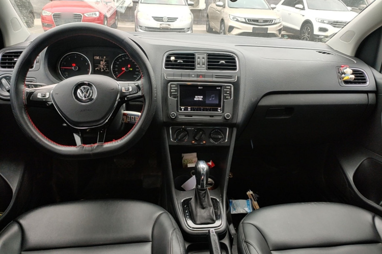 Volkswagen Polo 2016 #10 Volkswagen Polo 2016 car image #10