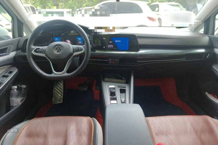 Volkswagen Golf 2022 car image #11