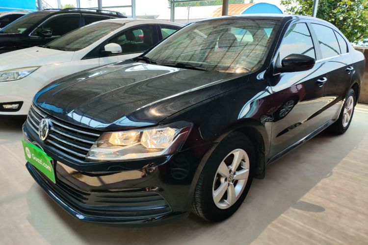 Volkswagen Lavida 2017 car image #2