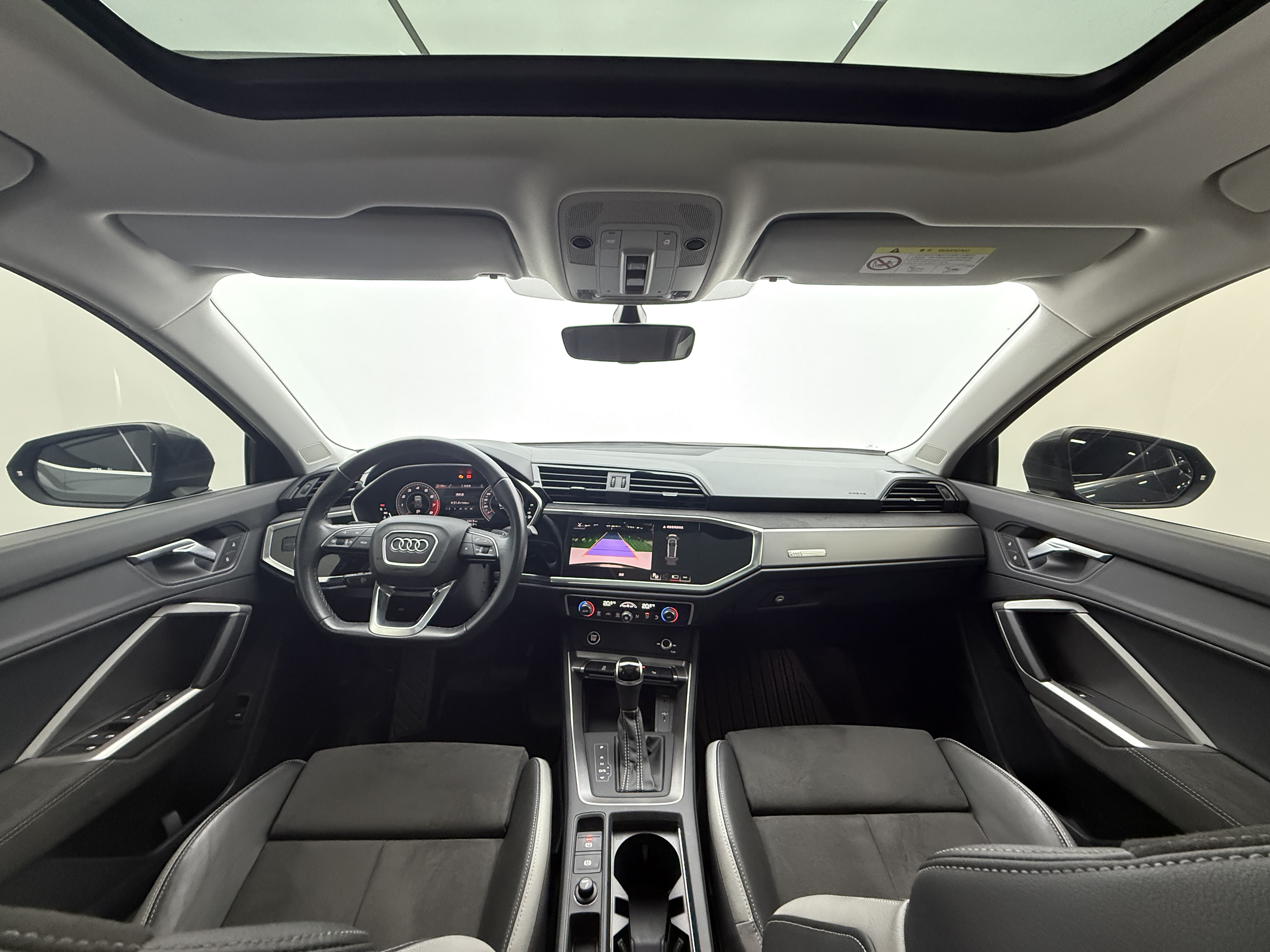 Audi Q3 2023 #11 Audi Q3 2023 car image #11