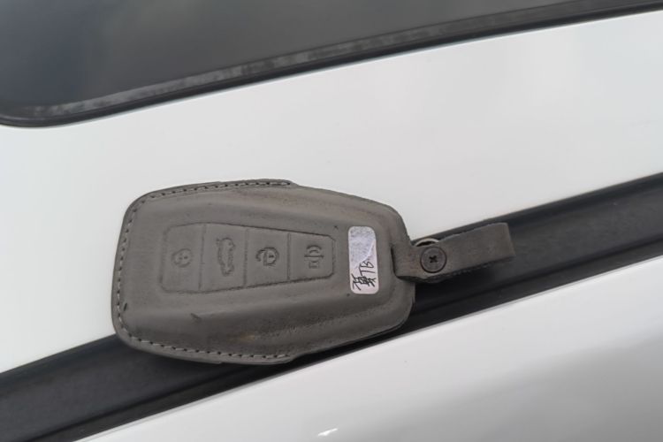 GEELY Emgrand 2019 #9 GEELY Emgrand 2019 car image #9