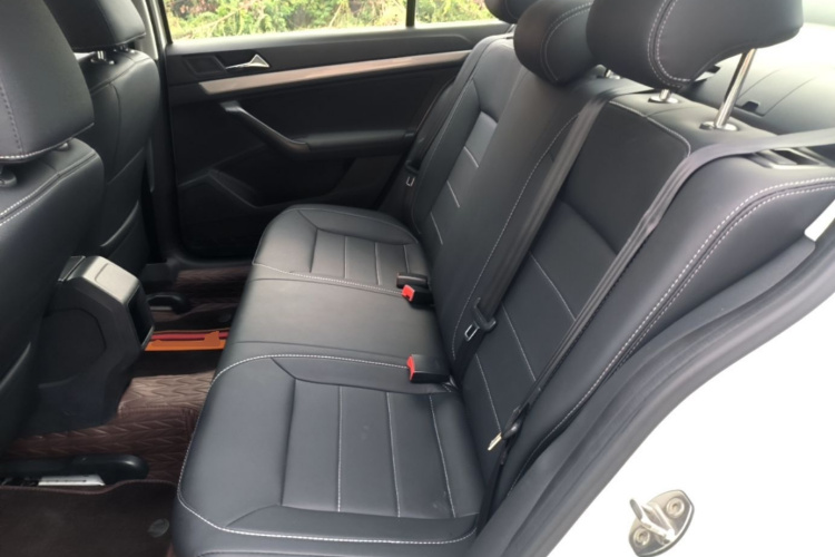 Volkswagen Lavida 2019 #17 Volkswagen Lavida 2019 car image #17