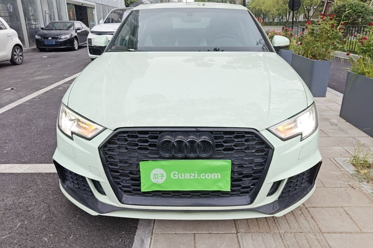 Audi A3 2018 immagine di auto #3