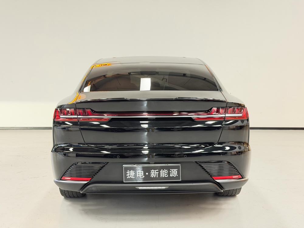 BYD Han 2022 #4 BYD Han 2022 car image #4