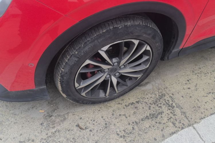 GEELY Coolray 2019 immagine di auto #9