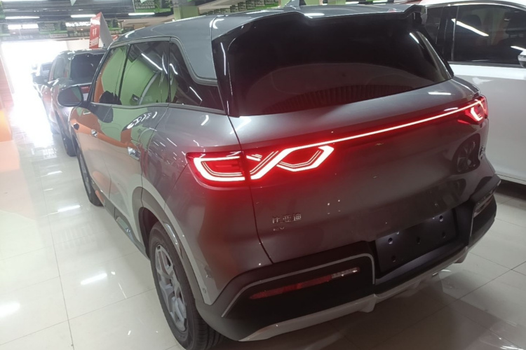 BYD YuanUP 2026 car image #5