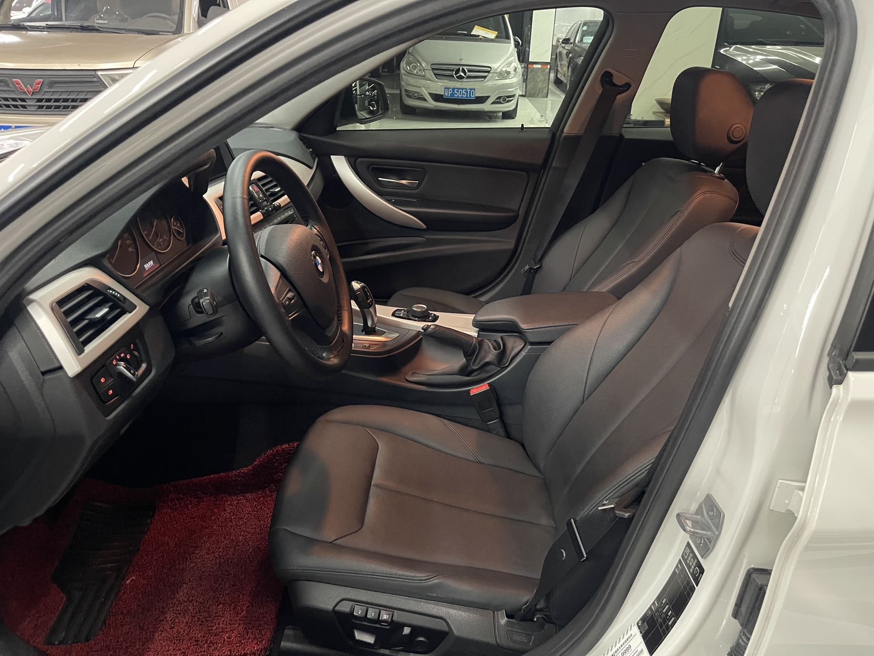 BMW 3 Series 2015 #4 BMW 3 Series 2015 car image #4