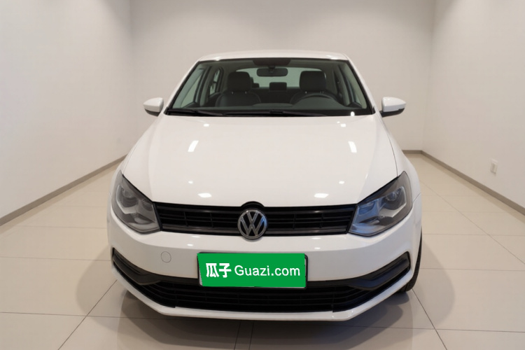 Volkswagen Polo 2016 car image #3