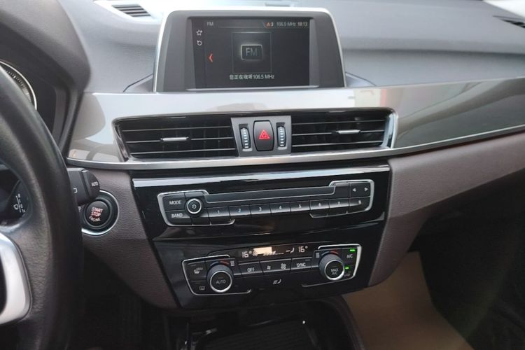 BMW X1 2019 car image #13