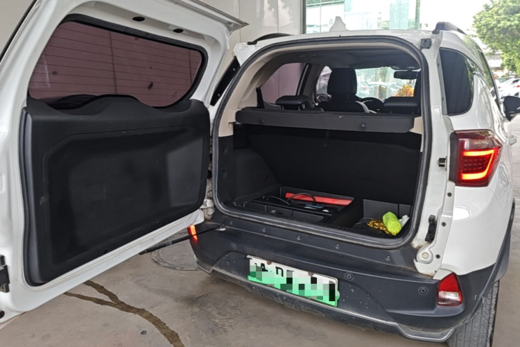BYD Yuan New Energy 2019 #19 BYD Yuan New Energy 2019 car image #19