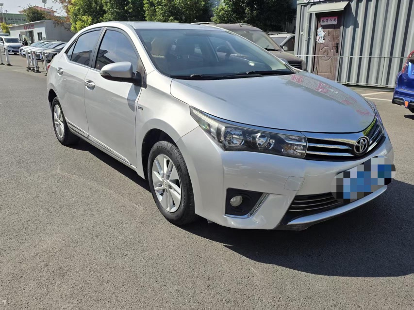 Toyota Corolla 2015 #3 Toyota Corolla 2015 car image #3